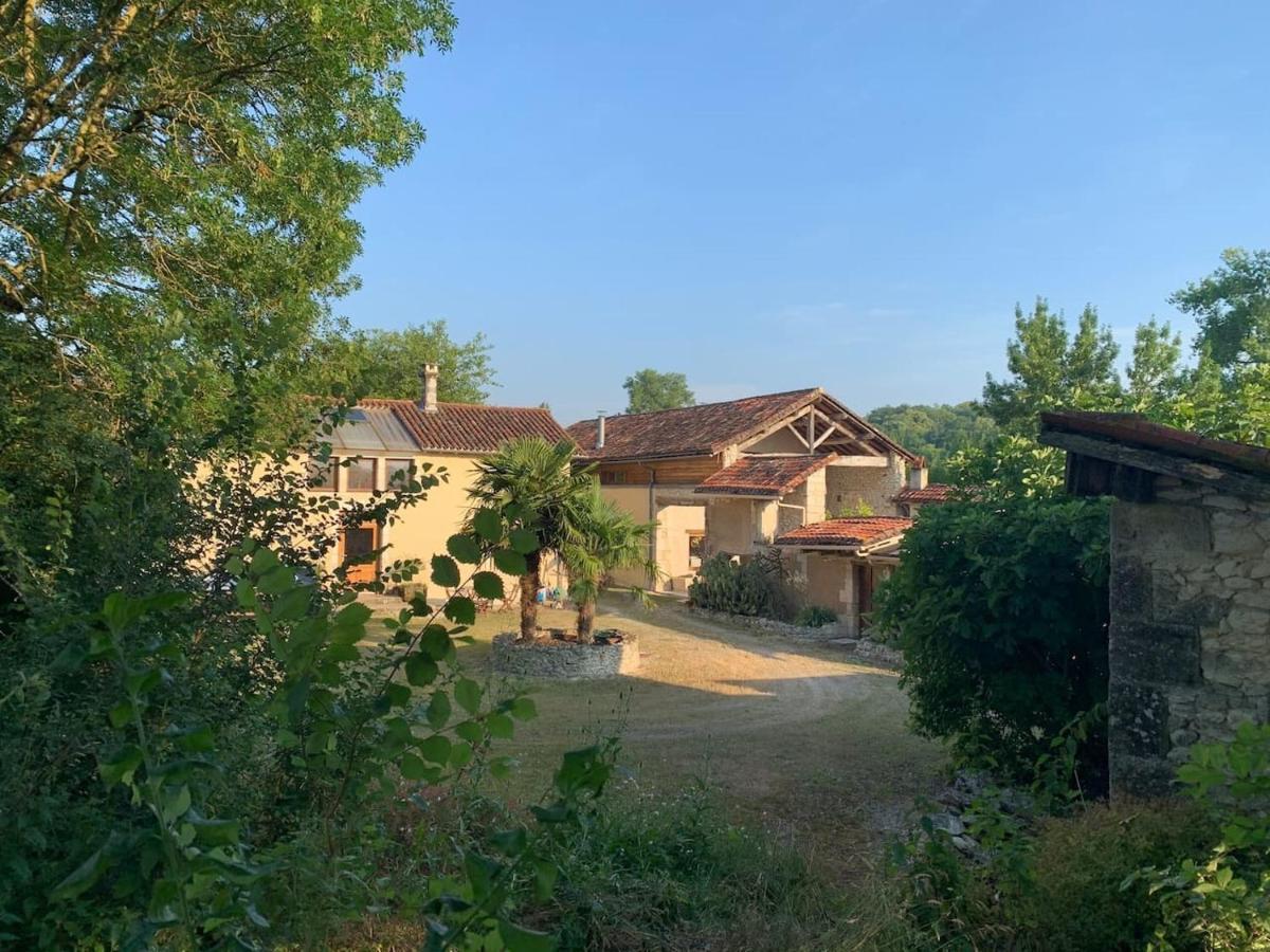 Country Villa For 19 Pool Cinema Football Pitch Verteillac Exterior photo