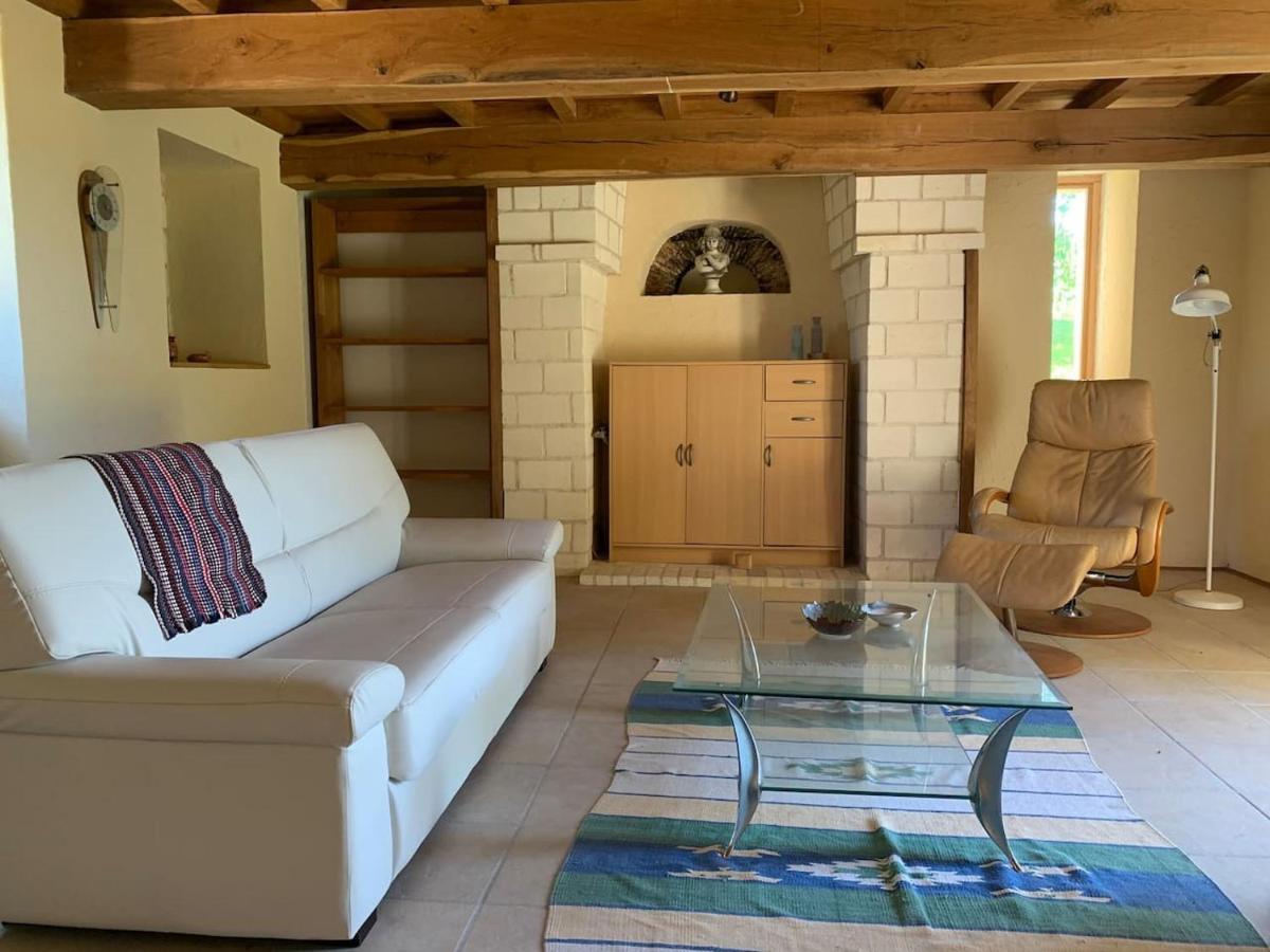Country Villa For 19 Pool Cinema Football Pitch Verteillac Exterior photo